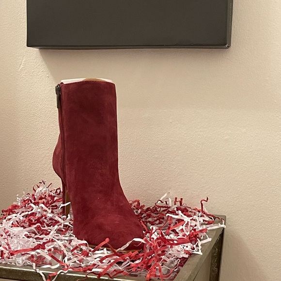 VINCE CAMUTO | Allost Fire Brick Suede Stiletto Booties - Picture 2 of 9